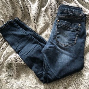 Women’s Jeans with Elastic Waist